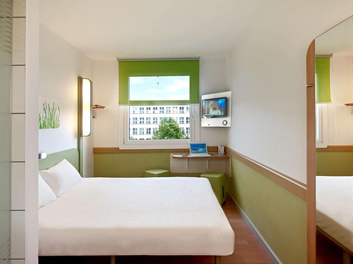 Ibis Budget Warszawa Reduta Exterior photo